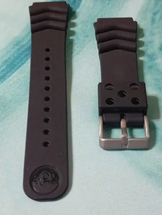 Correa de silicona Seiko 22mm negra