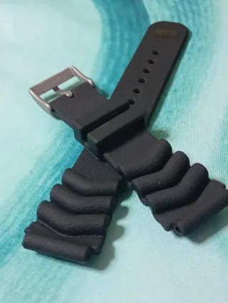 Correa de silicona Seiko 22mm negra