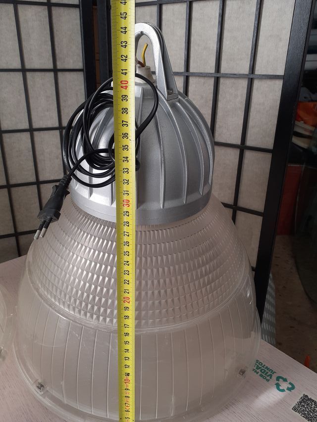 Lámparas Industriales Metálicas (2 unidades)