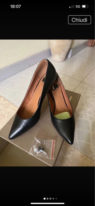 Décolleté donna nere