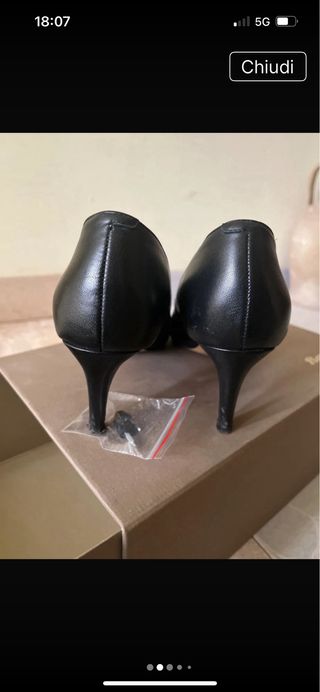 Décolleté donna nere