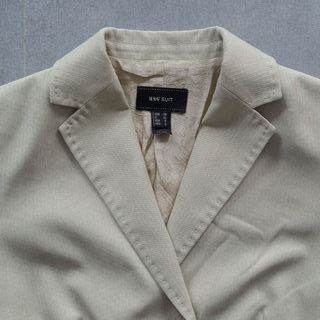 [M] Mango - Americana corta beige forro jacquard