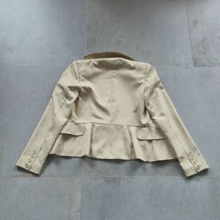 [M] Mango - Americana corta beige forro jacquard