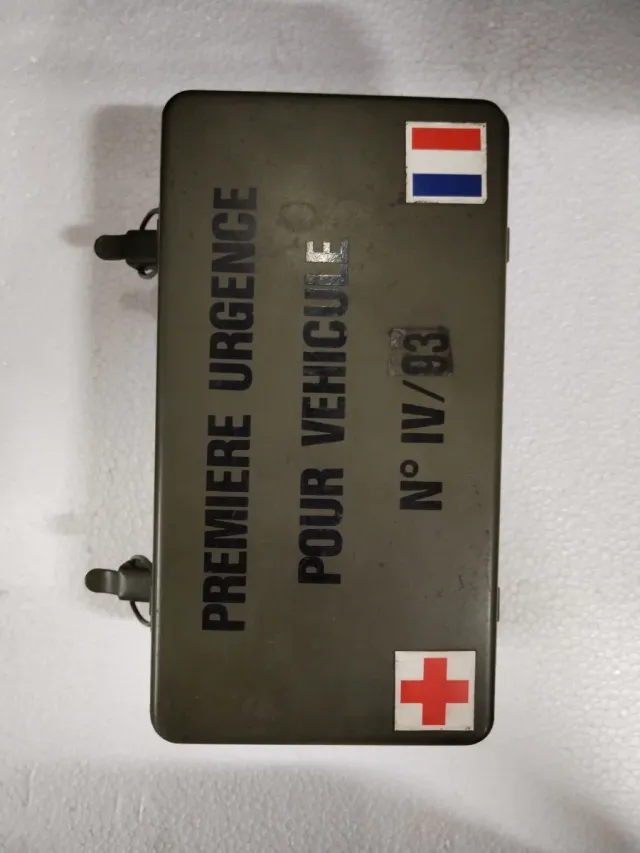 Cassetta pronto soccorso militare
