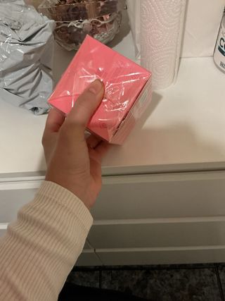 Valentino Donna Born in Roma Intense