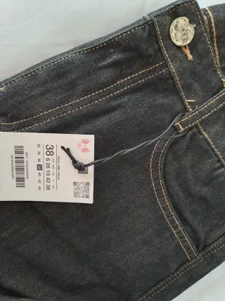 Pantalón vaquero Zara Talla 38