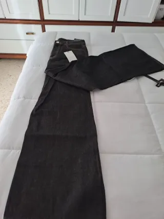Pantalón vaquero Zara Talla 38