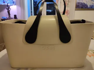 Bolso O bag Blanco con Forro Negro