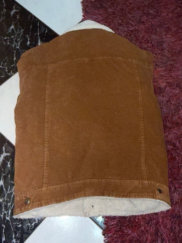 Chaqueta pana borreguillo Bershka