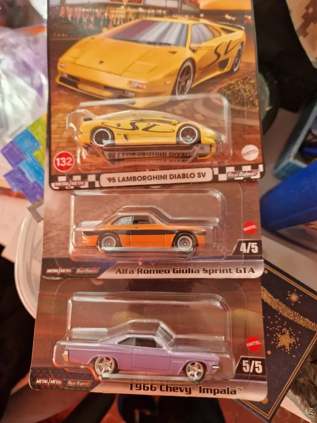Hot Wheels Premium: Lamborghini, Alfa Romeo, Chevy