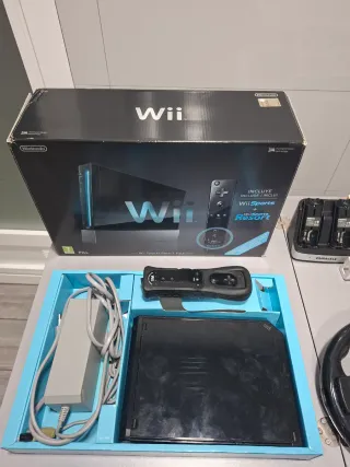 Nintendo Wii Nera + Giochi e Accessori