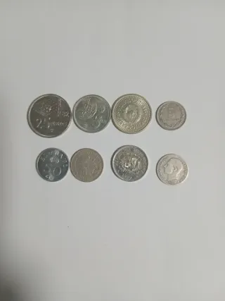 Lote de monedas variadas