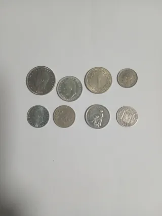 Lote de monedas variadas