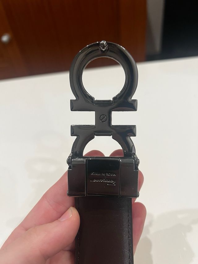 Cinturón Ferragamo Negro Hebilla Doble G 115cm