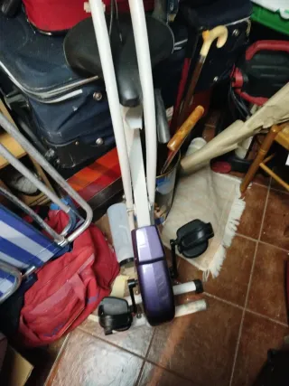 Bicicleta Estática Morada