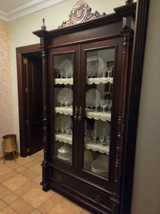 Vitrina Rústica Madera y Cristal