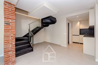 Casa adosada en venta en Pedró en Cornellà de Llobregat