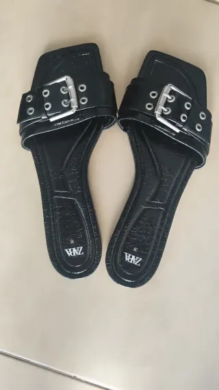 Sandalias Zara Negras Hebilla Talla 38