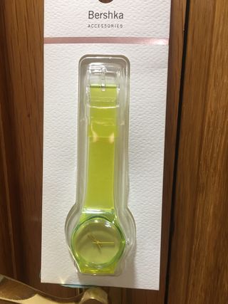 Reloj Bershka Transparente Verde Lima