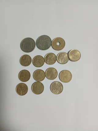 Lote de monedas variadas