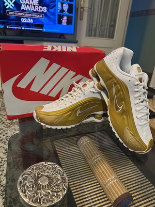 Zapatillas Nike Shox TL Oro/Blanco Talla 40