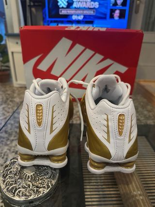 Zapatillas Nike Shox TL Oro/Blanco Talla 40