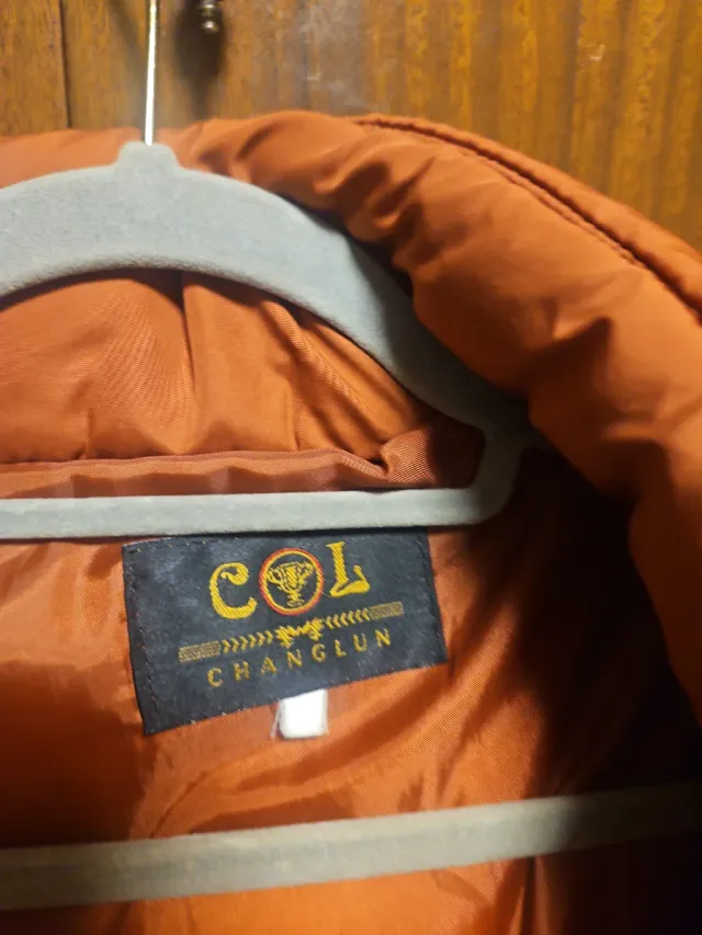 Anorak tres cuartos color teja