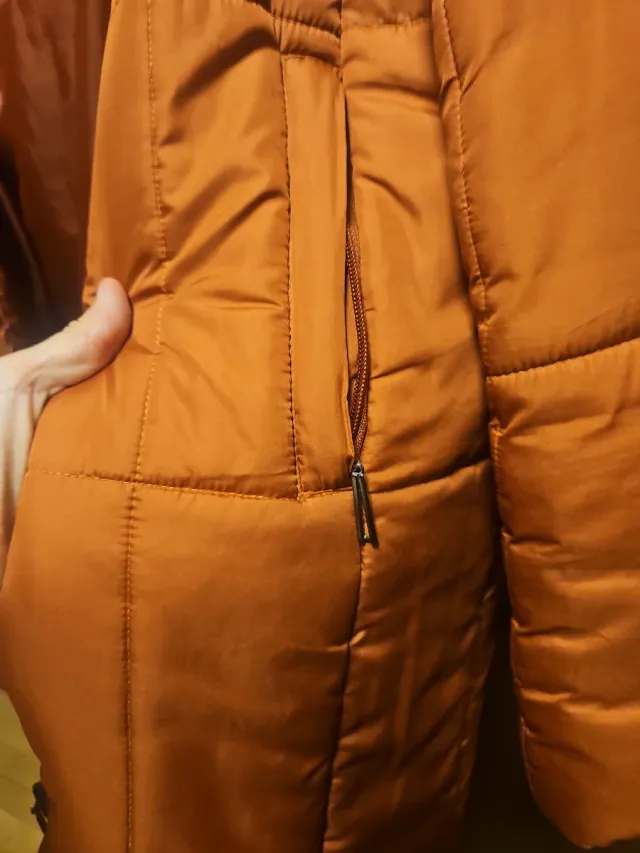 Anorak tres cuartos color teja