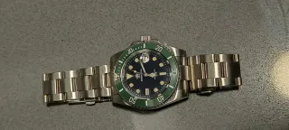 Reloj ADDIESDIVE Negro y Verde