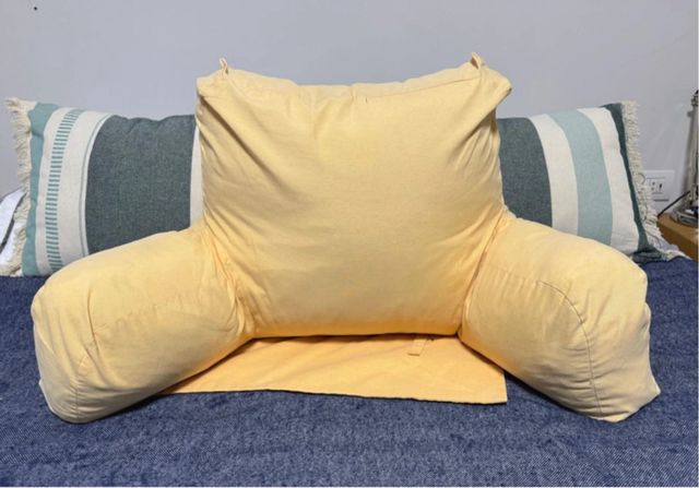 Cojín Almohada Lectura Amarillo