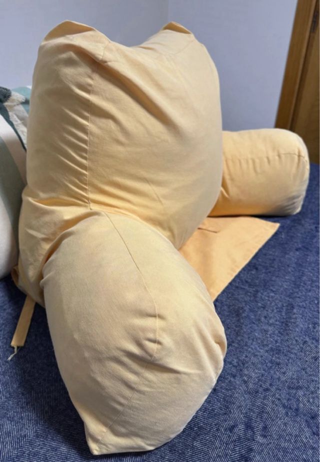 Cojín Almohada Lectura Amarillo