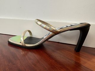 Sandalias Bimba y Lola Doradas T40