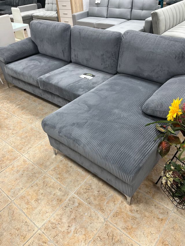 Sofá chaise longue gris