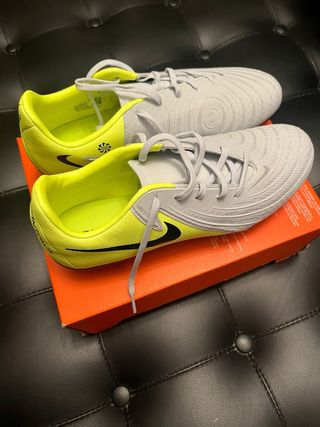 Scarpe calcio Nike Phantom GX grigie e gialle