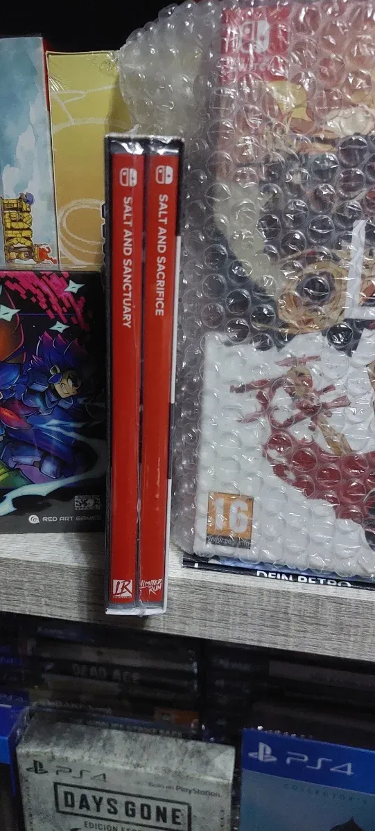 Pacchetto Salt and Sacrifice Dual Switch