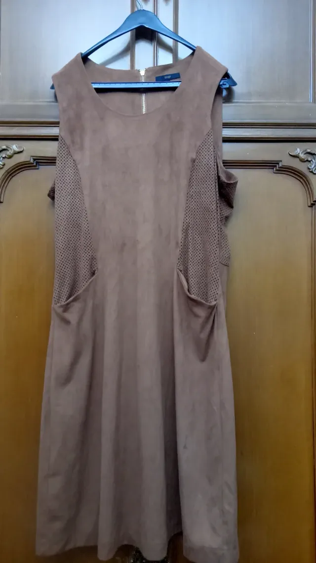 Vestido Elogy antelina talla M marrón como nuevo.