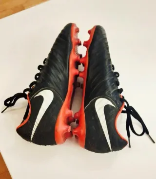 Scarpe da calcio Nike Tiempo n.36.5