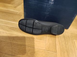 Manoletinas de cuero negro