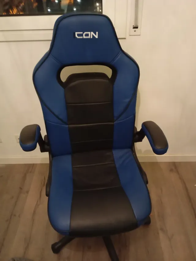 Silla gamer CON azul y negro