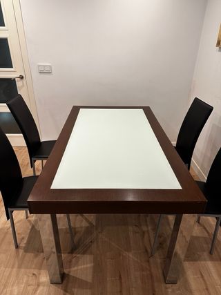 Conjunto Comedor Mesa Extensible y 4 Sillas
