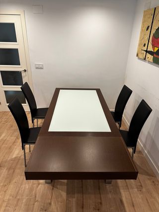 Conjunto Comedor Mesa Extensible y 4 Sillas