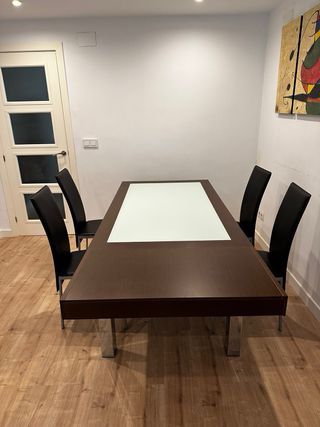 Conjunto Comedor Mesa Extensible y 4 Sillas