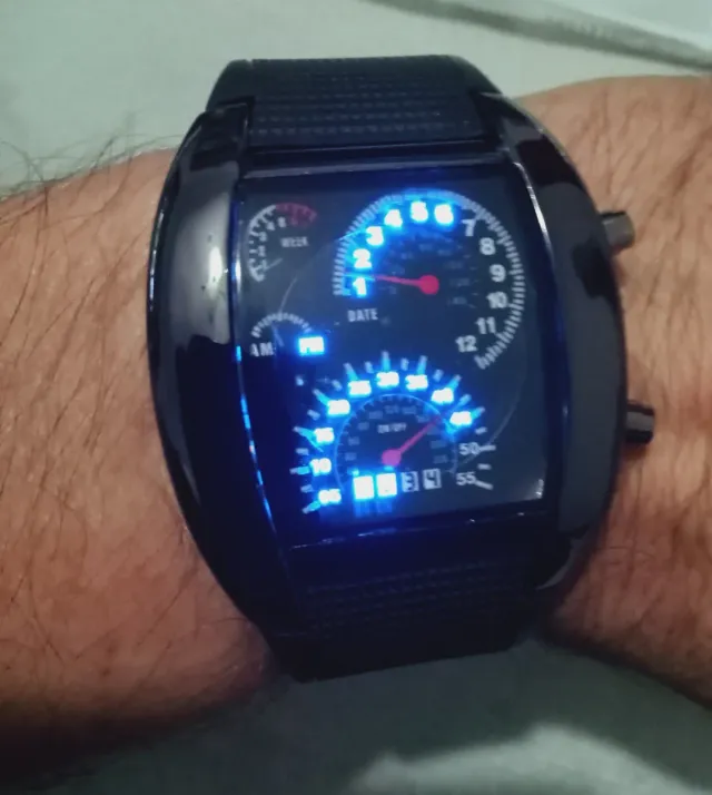 Orologio elettronico stile cruscotto da corsa