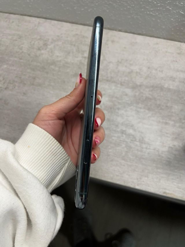 iPhone 11 Pro Max 256GB Verde noche