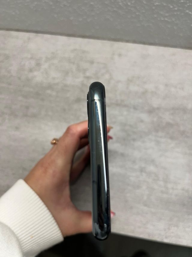 iPhone 11 Pro Max 256GB Verde noche