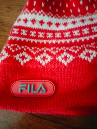 Berretto Fila rosso con fantasia
