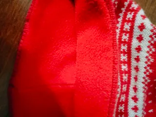 Berretto Fila rosso con fantasia