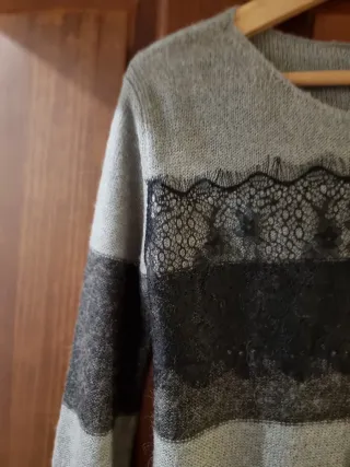 Jersey Guess rayas y encaje