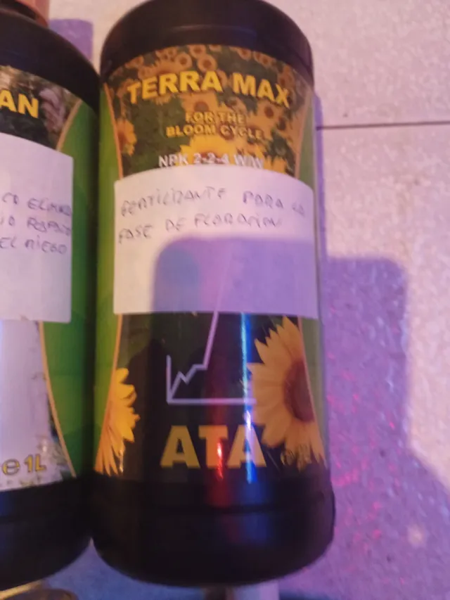 Lote Fertilizantes Cannabis Interior