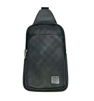 Bolsa Cruzada Louis Vuitton Avenue Sling Negra